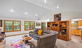 615 Woodsmen Dr NE, Alexandria, MN 56308
