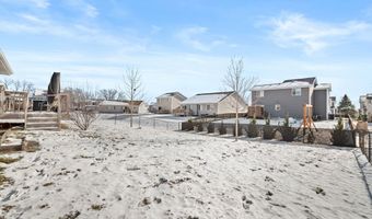 307 SW 48th St, Ankeny, IA 50023