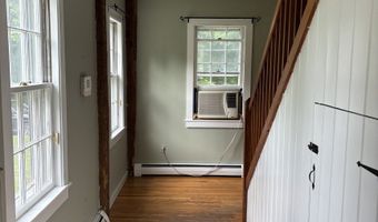 37 Liberty St, Clinton, CT 06413