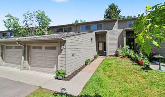 731 Skynob Dr, Ann Arbor, MI 48105
