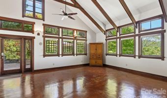 144 Pegg Rd, Barnardsville, NC 28709