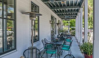 1 Merchants Ln 101, Beaufort, SC 29907