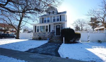 606 Tennyson Ave, Baldwin, NY 11510