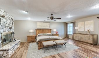 10745 Rosemar Ln, Adkins, TX 78101