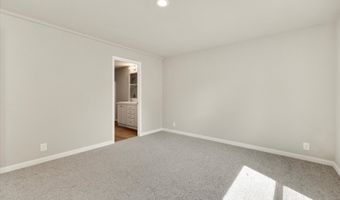 19572 LAKEWOOD Ct, Aurora, OR 97002