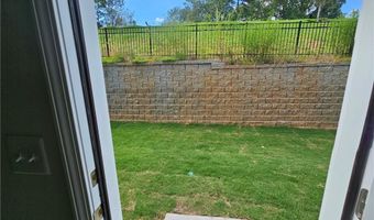 2460 RAVENCLIFF Dr, Austell, GA 30168