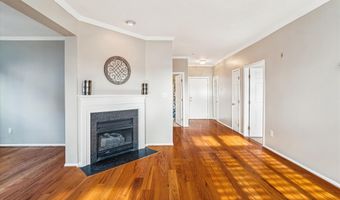 15610 EVERGLADE Ln E202, Bowie, MD 20716