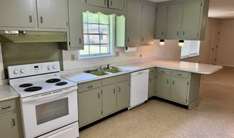 614 Hutchinson Ave, Bay Minette, AL 36507