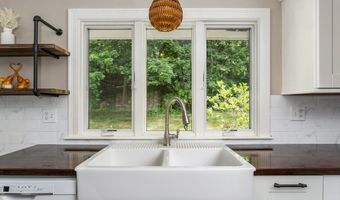 100 Blackstone St, Blackstone, MA 01504