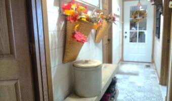 6060 US Hwy 136, Albany, MO 64402