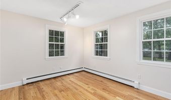 475 Red Chimney Dr, Warwick, RI 02886