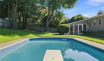 31 Monica Dr, Cumberland, RI 02864