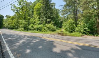 600 Edgewood Rd, Berlin, CT 06037