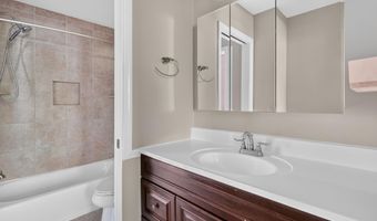 3334 2ND St S, Arlington, VA 22204