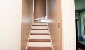 162 Monroe St, Alderson, WV 24910