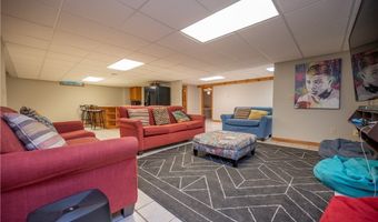 6904 Ruby Ct, Austintown, OH 44515