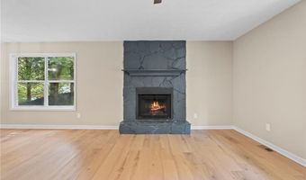 4553 Mars Ct NW, Acworth, GA 30101