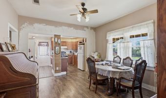 609 N 2nd St, Alpine, TX 79830