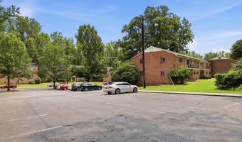 10626 WEYMOUTH St 101, Bethesda, MD 20814
