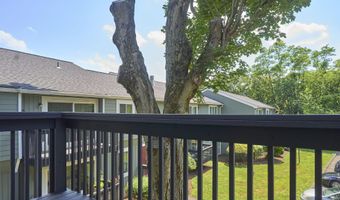 81 Ameridge Dr 81, Bridgeport, CT 06606