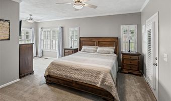 100 Windsor Dr, Alton, IL 62002