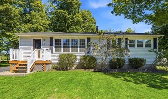 34 Crescent Dr, Akron, NY 14001