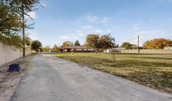 1110 Ranchero Rd, Bosque Farms, NM 87068