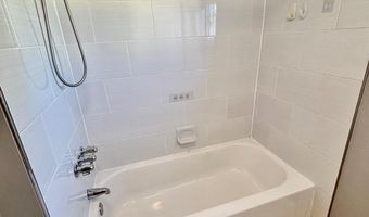 2546 CEDAR St, Philadelphia, PA 19125