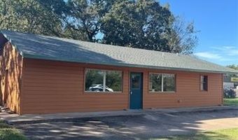 415 N 8th St, Barnsdall, OK 74002