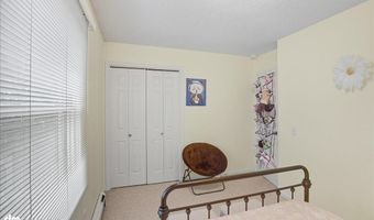 8830 Banjo Cir, Anchorage, AK 99502