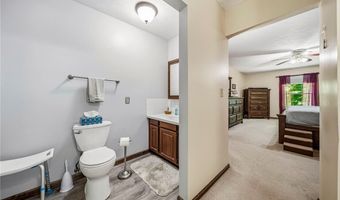 4008 Mannwood Rd, Ashtabula, OH 44004