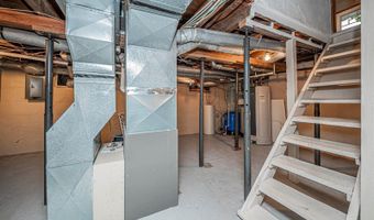 2397 Fair Rd, Abilene, KS 67410