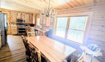 2423 9th Dr, Adams, WI 53910