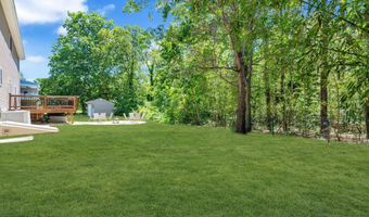 563 Vanderbilt Ave, Bayville, NJ 08721
