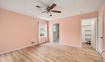 98 PINE OAK Blvd, Barnegat, NJ 08005