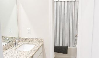 50 Parkwood Ct, Camden, SC 29020