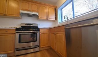 10636 MONTROSE Ave #201, Bethesda, MD 20814
