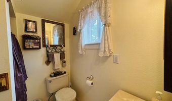 6231 Ridgetop Rd, Anderson, CA 96007