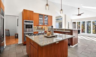 9209 VENDOME Dr, Bethesda, MD 20817