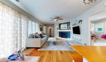 267 W Wyoming Ave, Absecon, NJ 08201