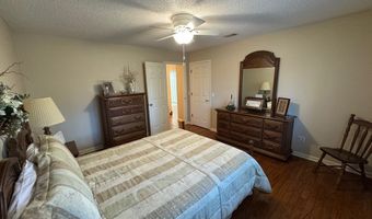 354 Poor Robin Ext, Baxley, GA 31513