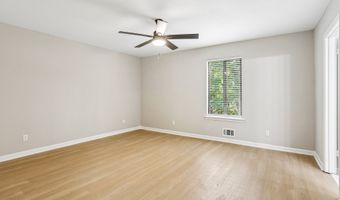 5497 Gibson Dr, Acworth, GA 30102