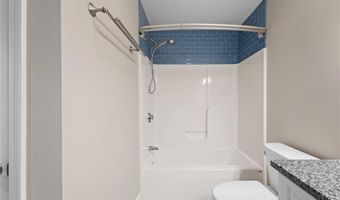 60 Saw Mill Dr 301, North Kingstown, RI 02852