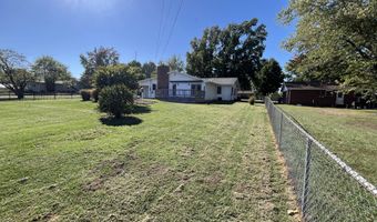 1220 Tyler St, Aurora, MO 65605