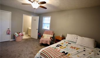 948 Pinebluff Lake Rd, Aberdeen, NC 28315