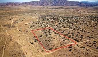25200 Mountain View Rd, Apple Valley, CA 92308