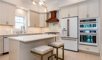 11 Hampton Rd 22, Coventry, RI 02816