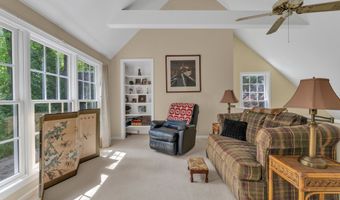 17 Long Hill Farm, Guilford, CT 06437