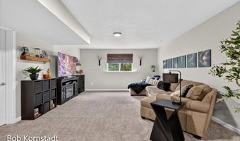 8059 Buttrick Ridge Trl SE, Alto, MI 49302