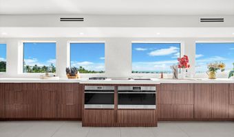 811 N SHORE Dr, Anna Maria, FL 34216